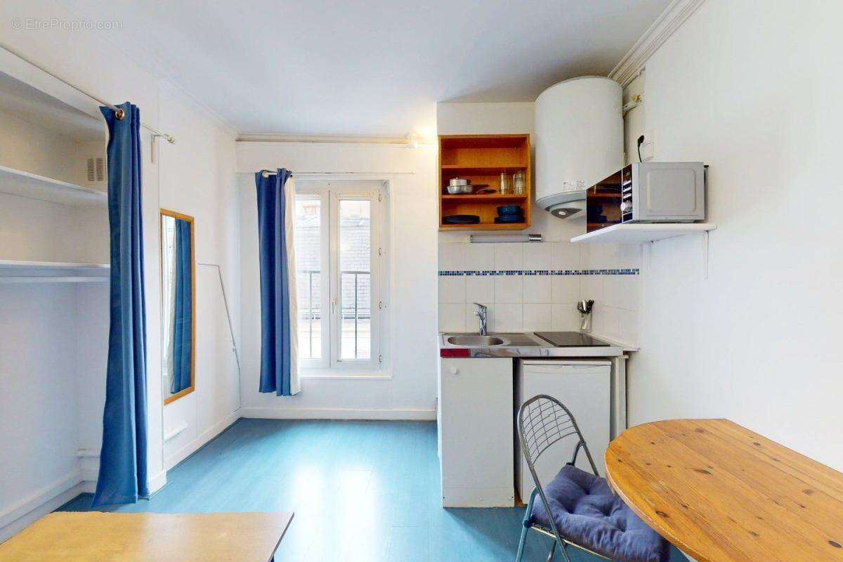 Appartement à PARIS-10E
