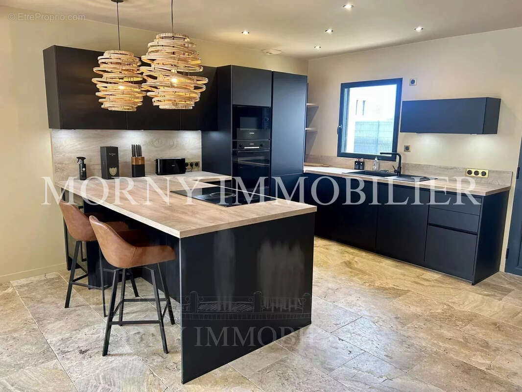 Maison à BIEVILLE-BEUVILLE