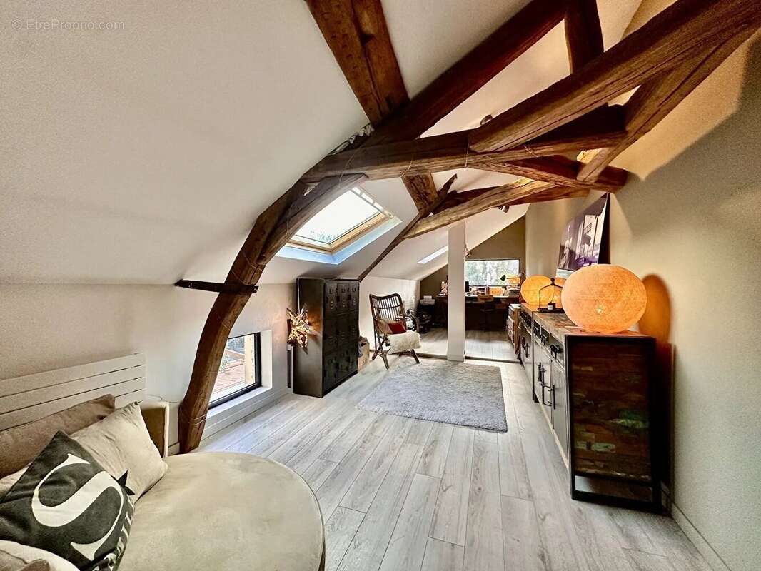 Maison à MONTMORENCY