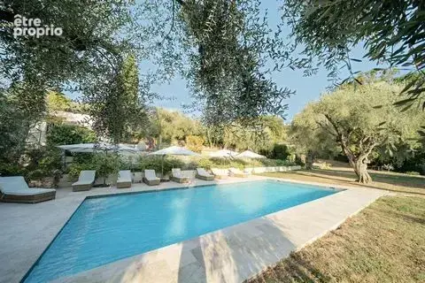 Maison 8 pièces 317 m² à vendre à Grasse (06130) - photo 3