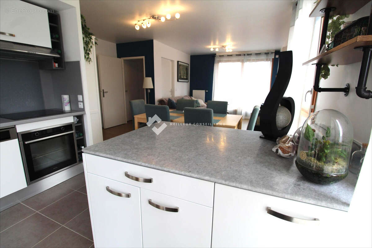 Appartement à BUSSY-SAINT-GEORGES