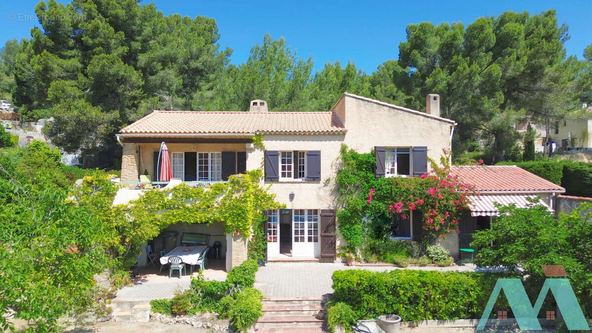 Maison à LA CADIERE-D'AZUR