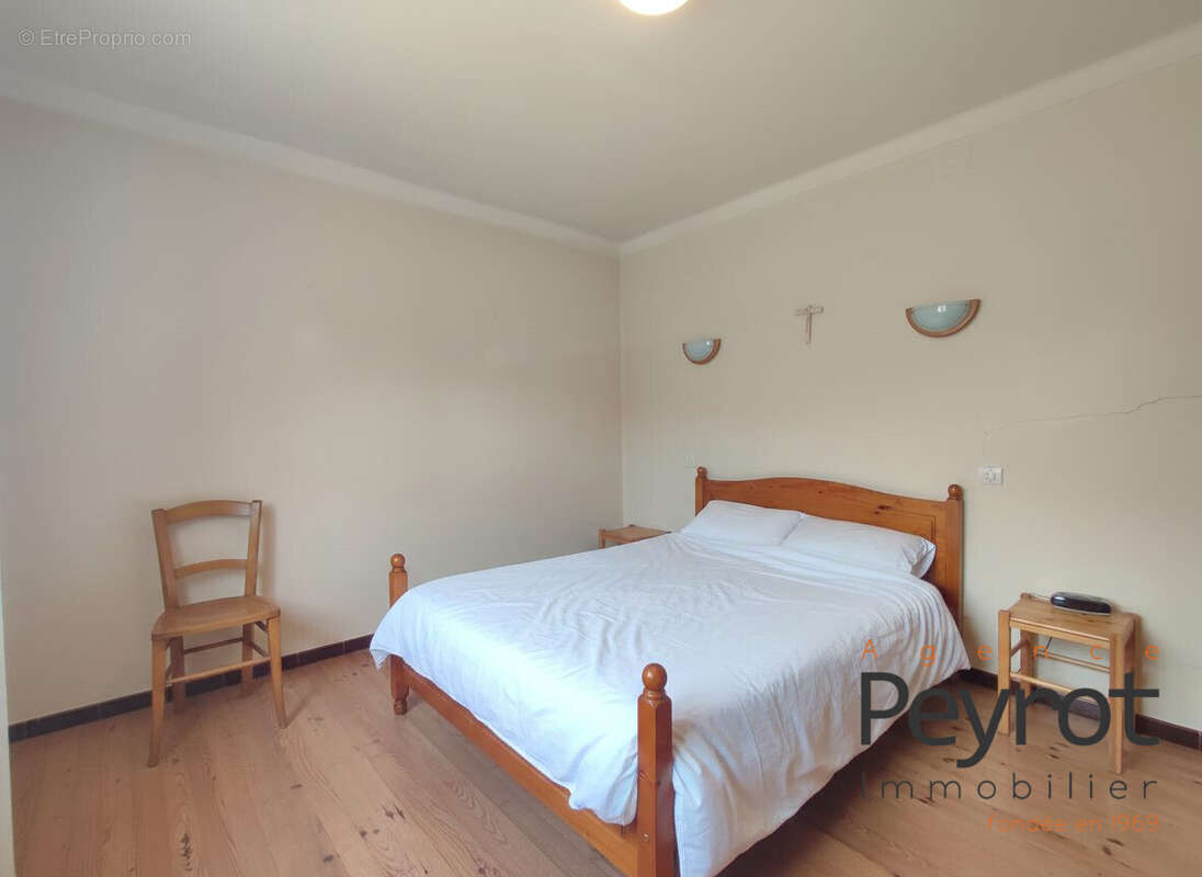 Maison 143 m² à La Cabanasse  - photo 8