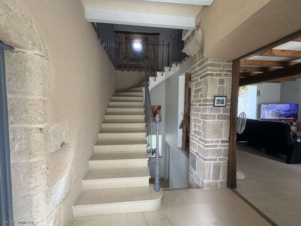 Maison à VILLEFAGNAN