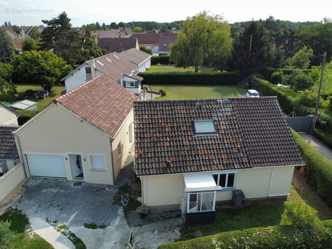 Maison à BU