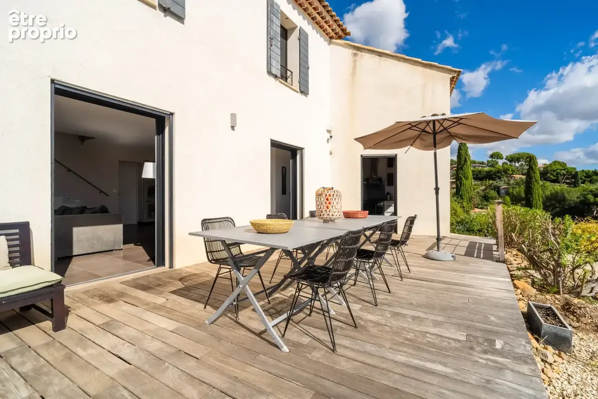 Ollioules - Villa T6 vue mer avec piscine - photo 14