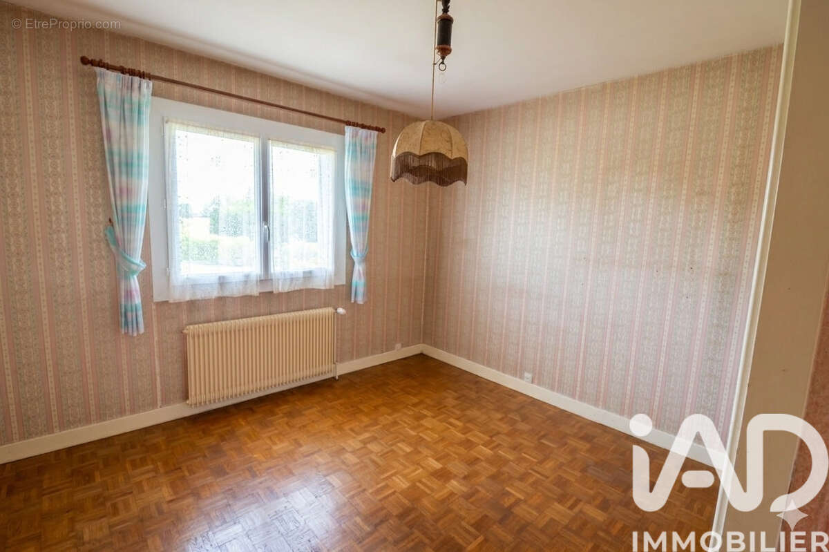 Photo 5 - Maison à SAINT-GEORGES-SUR-ALLIER