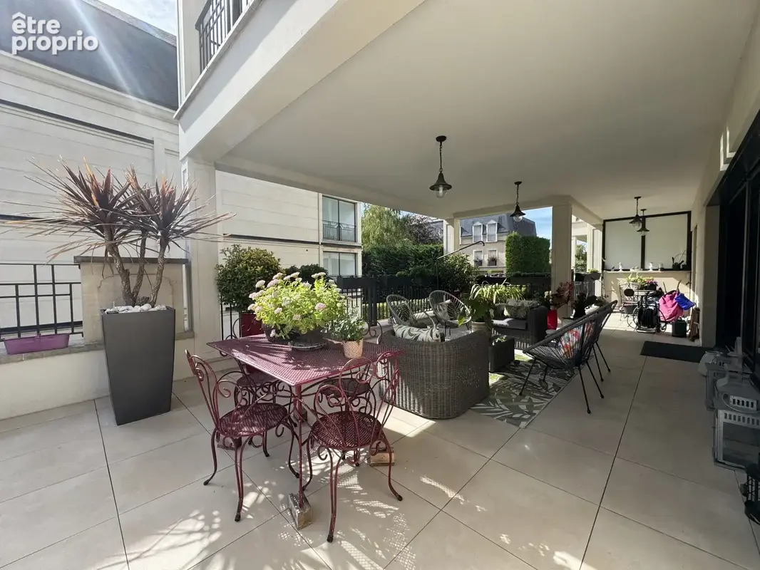 St Maur la Varenne 5p117m2 et 120m2 de terrasse - photo 3