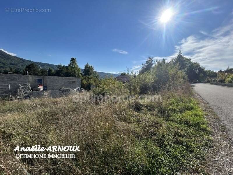 Terrain à SAINT-JEAN-SAINT-NICOLAS