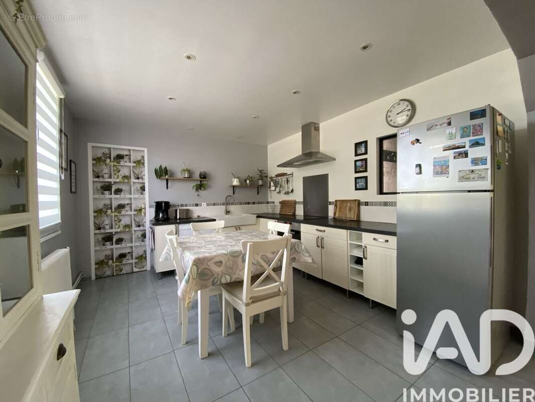Maison 120 m² à Belleuse  - photo 7