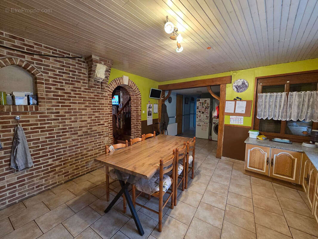 Maison à PUISIEUX-ET-CLANLIEU