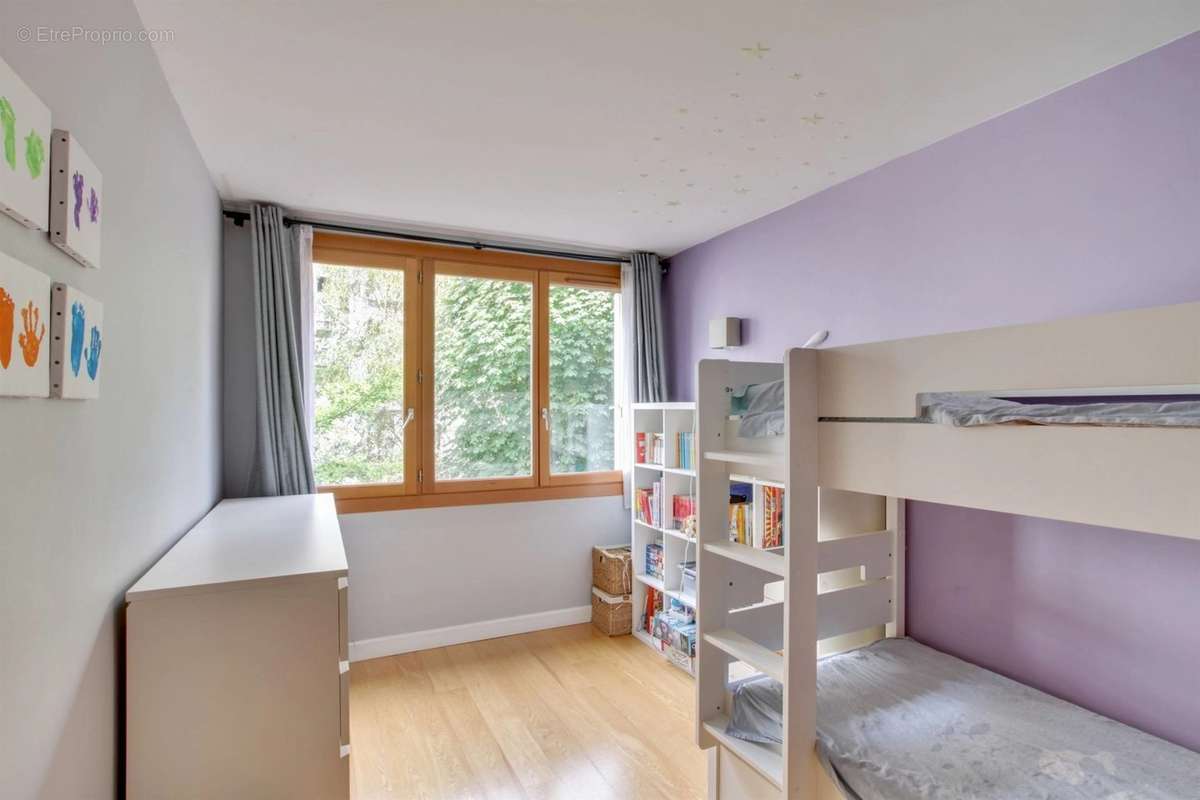 Appartement à PARIS-19E