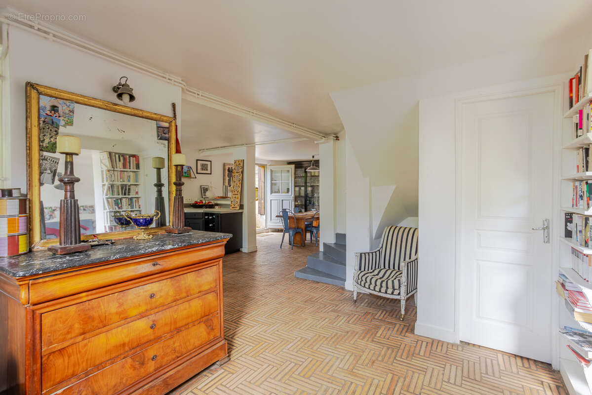 Maison 6 pièces sur terrain de 342m² - photo 5