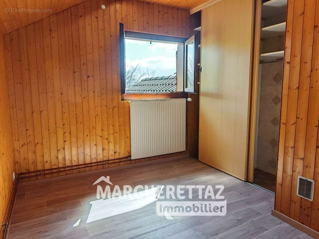 Maison à CRANVES-SALES