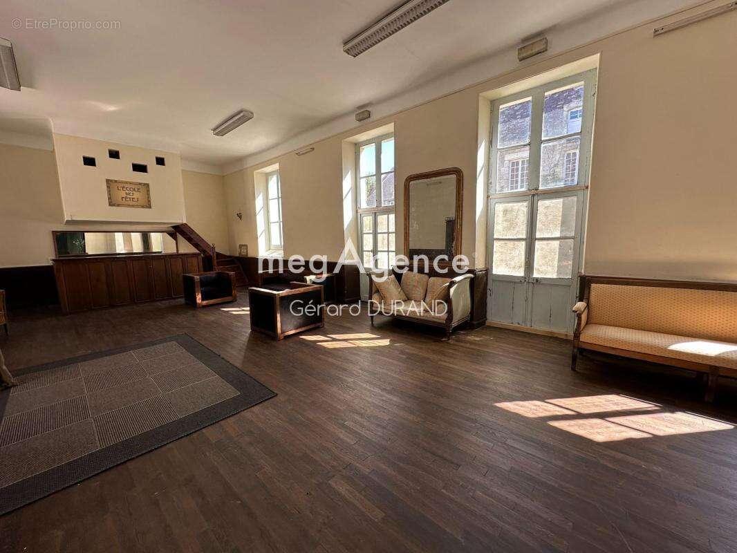 Appartement à ANGLES-SUR-L'ANGLIN
