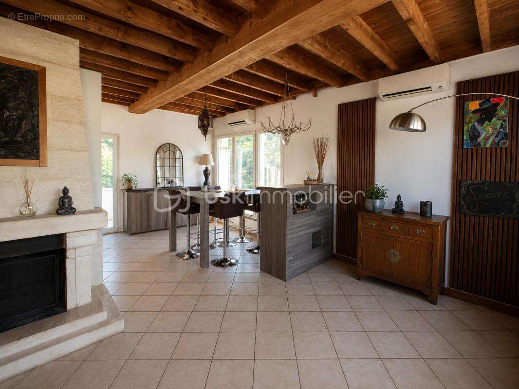 Maison à COURANCES