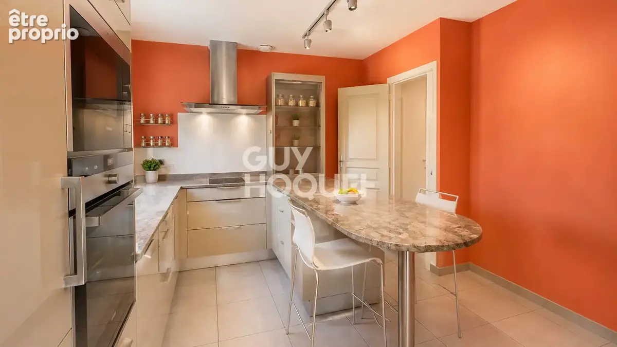 Charbonnières Les Vieilles - Maison de 193m² - photo 7