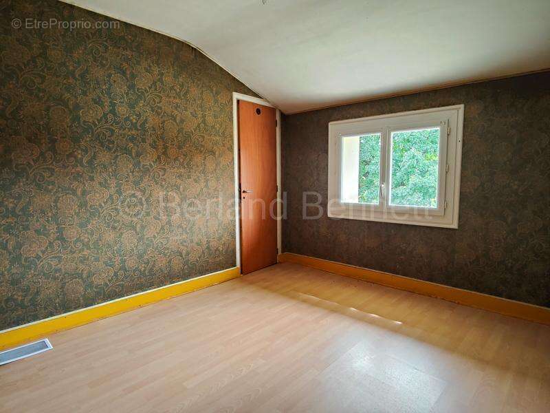 Maison à SAUZE-VAUSSAIS