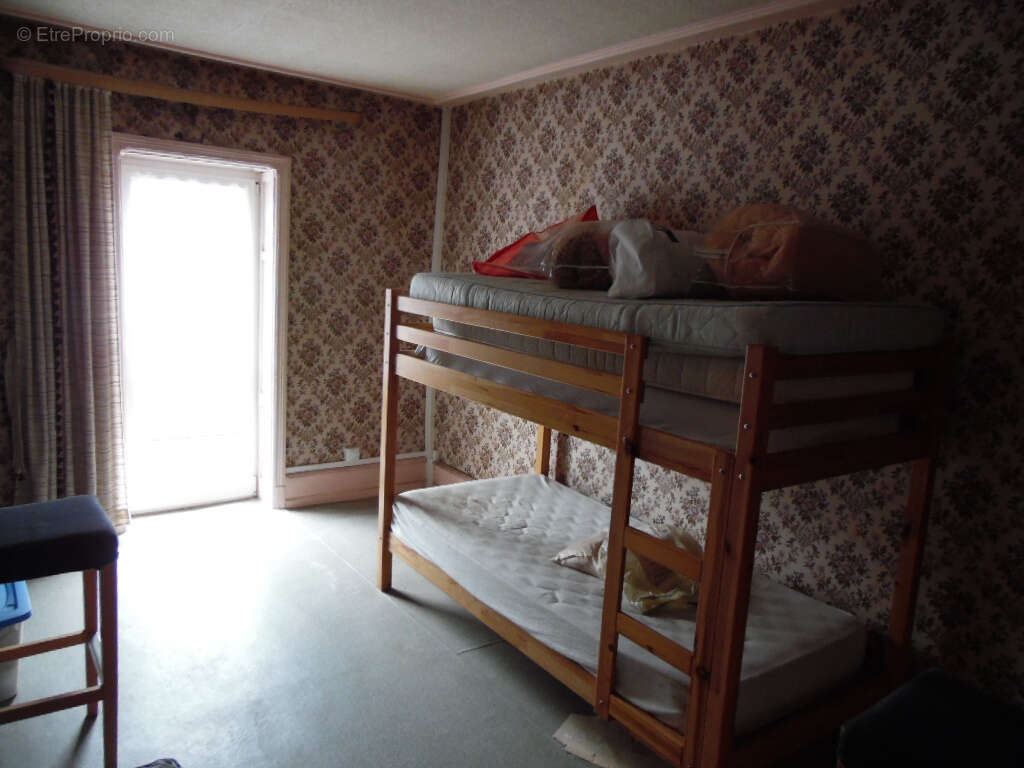 Maison à LA BOURGONCE