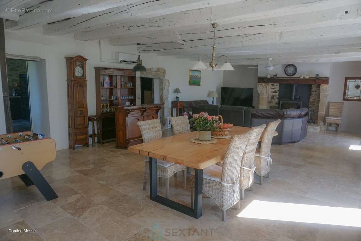 Ancien relais de poste du XVIIe siècle niché au coeur du parc naturel du Périgord vert. - photo 10
