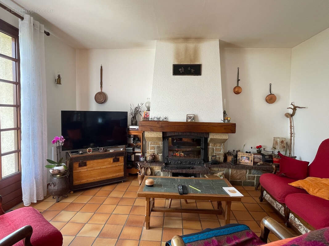 Maison à BEAUBRAY
