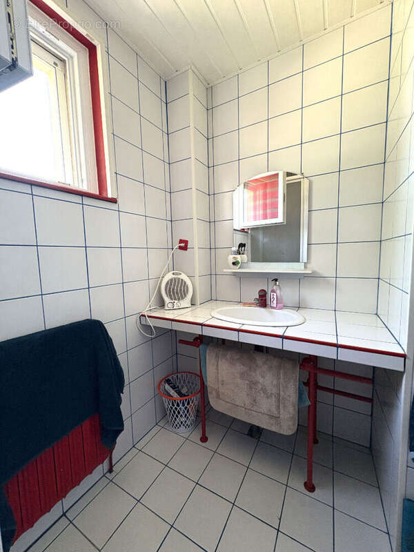 Maison à DOMBROT-LE-SEC