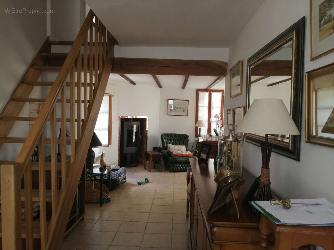 Maison à la campagne, piscine, garage, box ! - photo 12