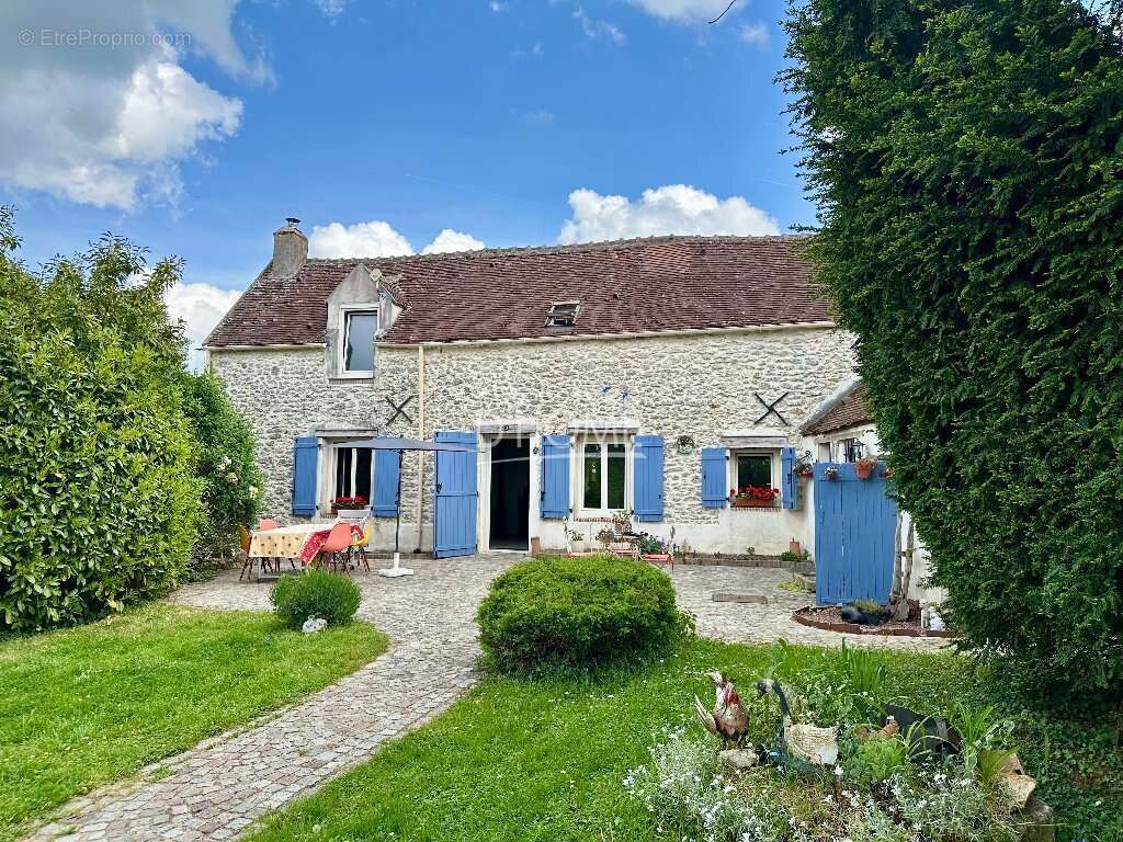 Maison à LA FERTE-GAUCHER
