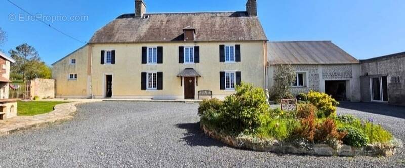 Maison à LES OUBEAUX
