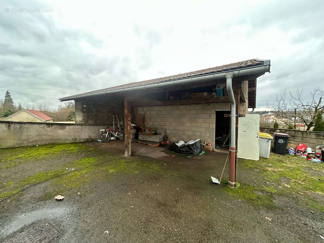 Appartement à LUXEUIL-LES-BAINS