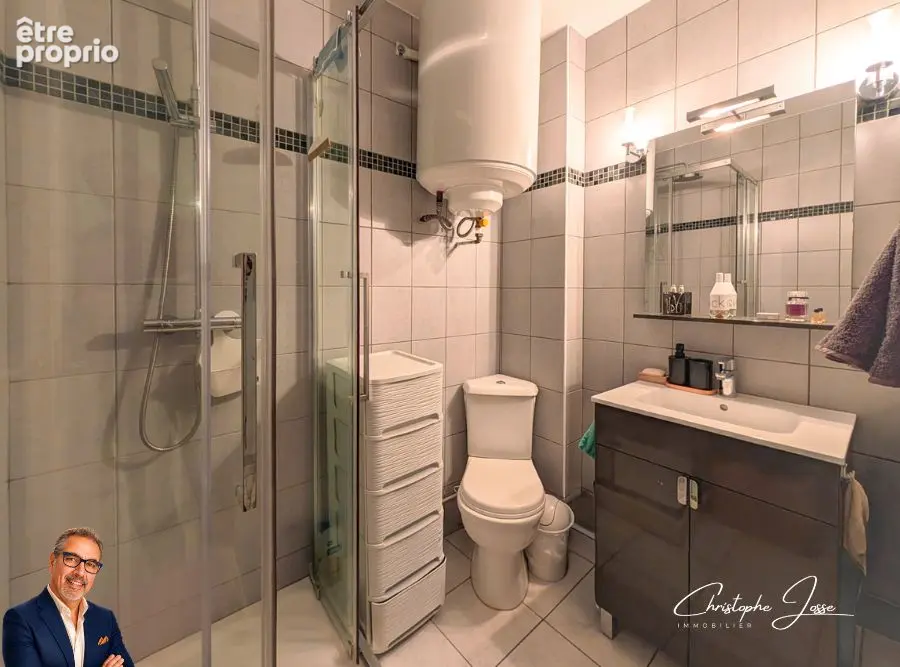 Appartement avec loggia vue mer et parking privé - photo 7