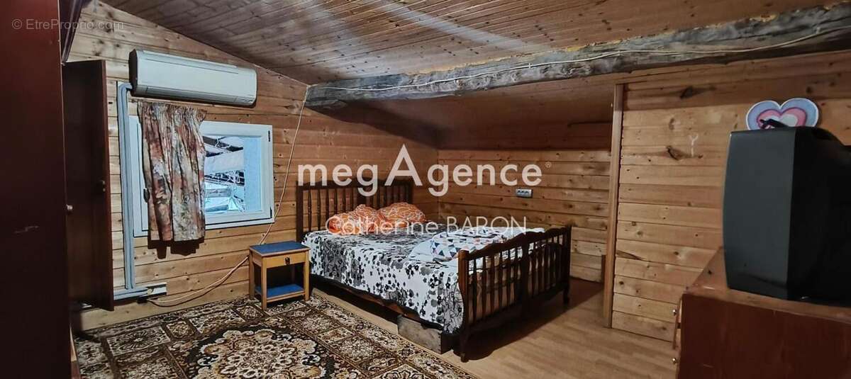 Maison en pierre - 6 chambres - Jardin - 147m2 - - photo 11