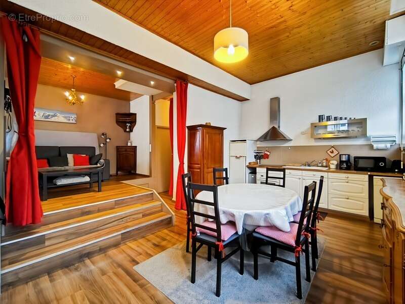 Appartement à EVIAN-LES-BAINS