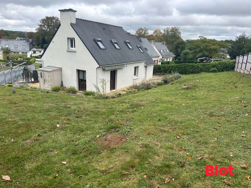 Maison à SAINT-NOLFF