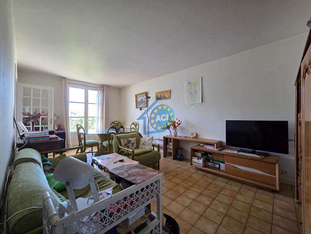 Appartement à MANTES-LA-JOLIE