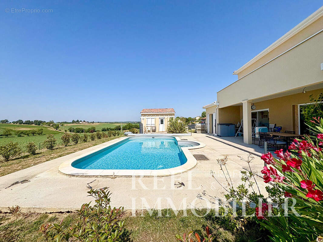Villa contemporaine d'exception avec vue sur les Pyrénées à 5 minutes de Fleurance - photo 8