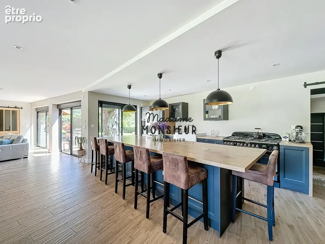 Propriété familiale 315 m 2 - photo 8