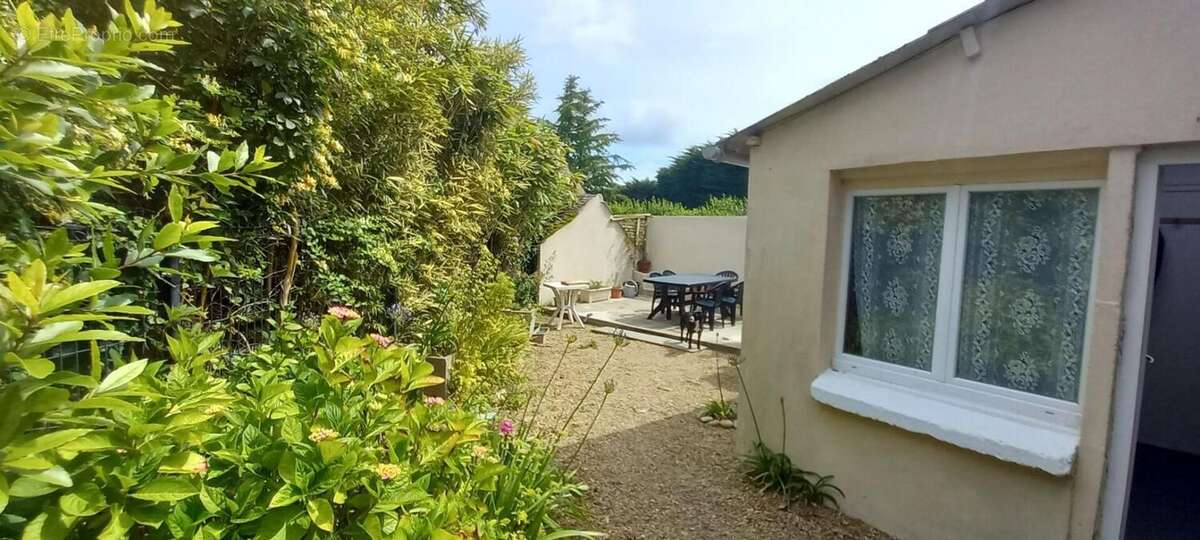 Maison à PLOUGASNOU