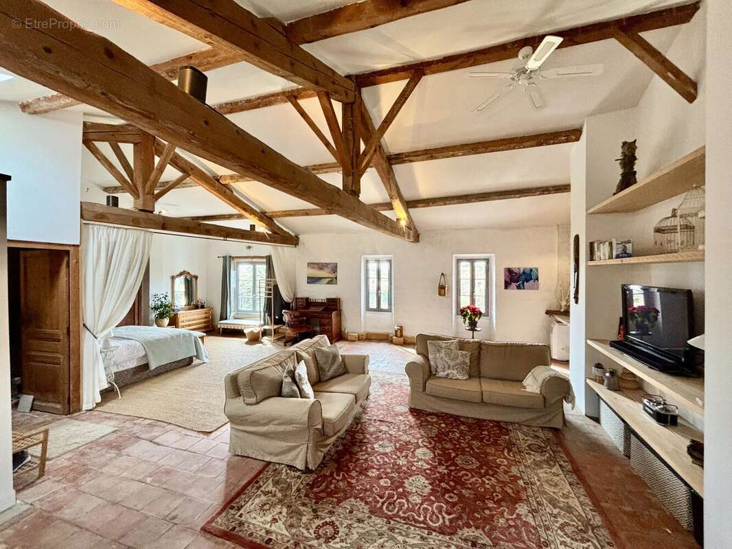 Maison à CAUNES-MINERVOIS