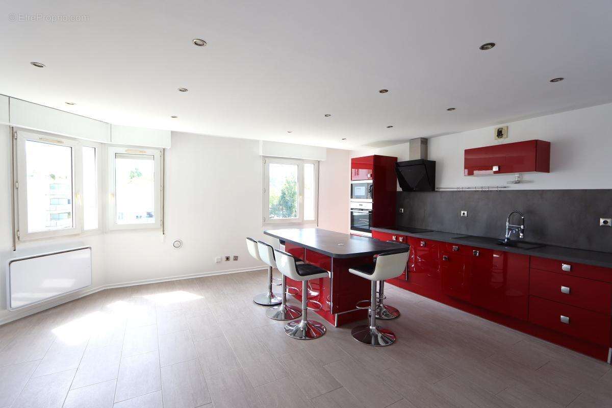 Appartement à LYON-7E
