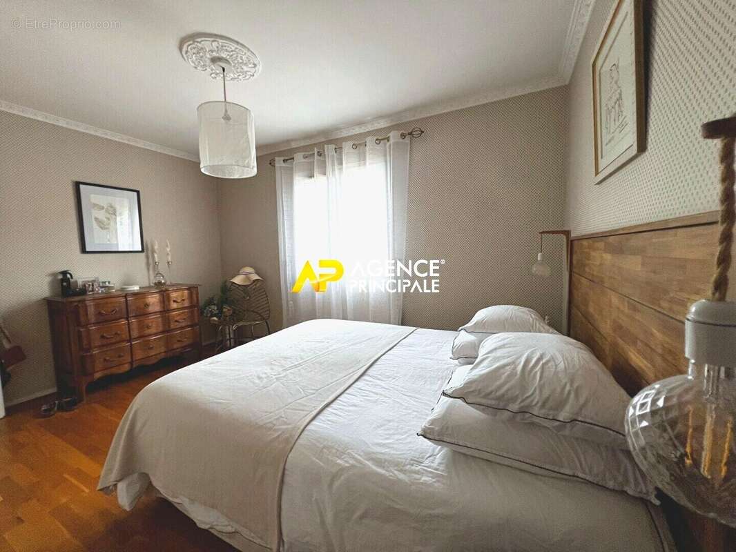 Maison Argenteuil - Coteaux 6 pièces de 110m² de 4 chambres - photo 11