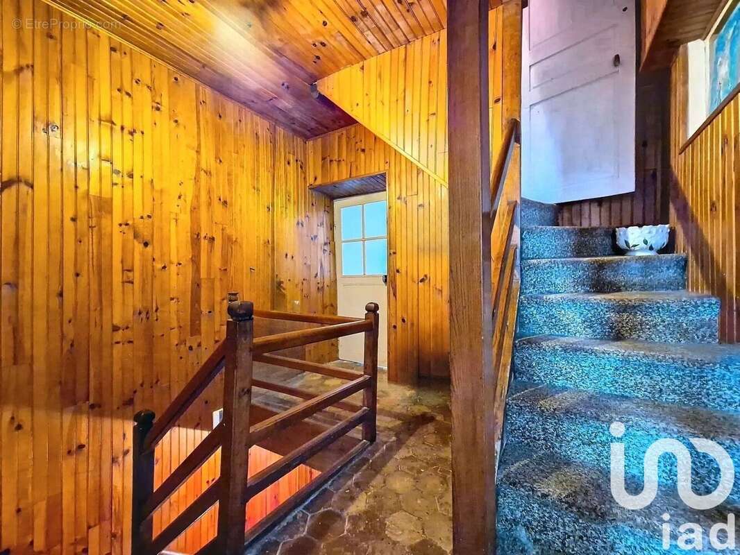 Photo 8 - Maison à PONT-SUR-YONNE