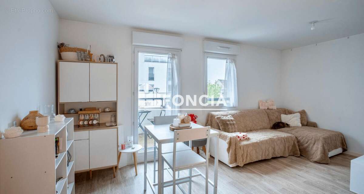 Appartement à ELANCOURT