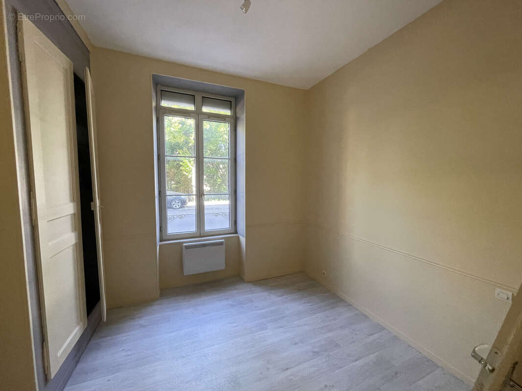 Appartement à BAR-SUR-AUBE