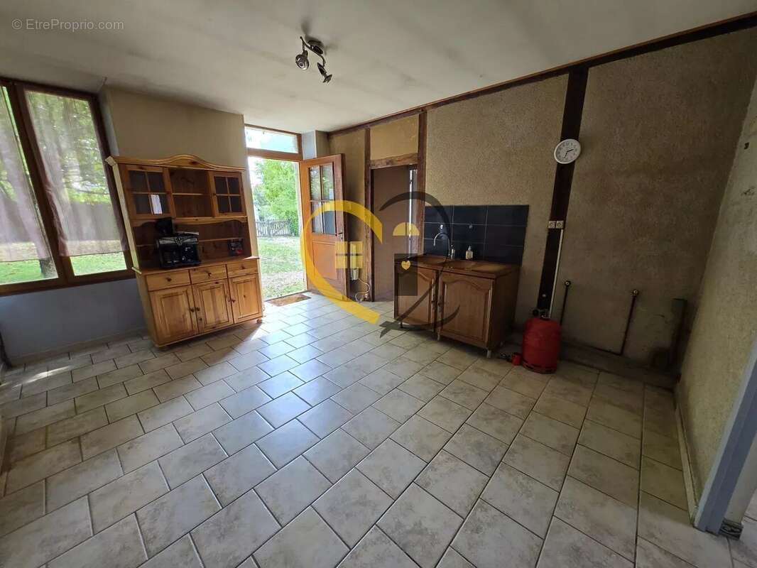 Maison à LA CHAPELOTTE