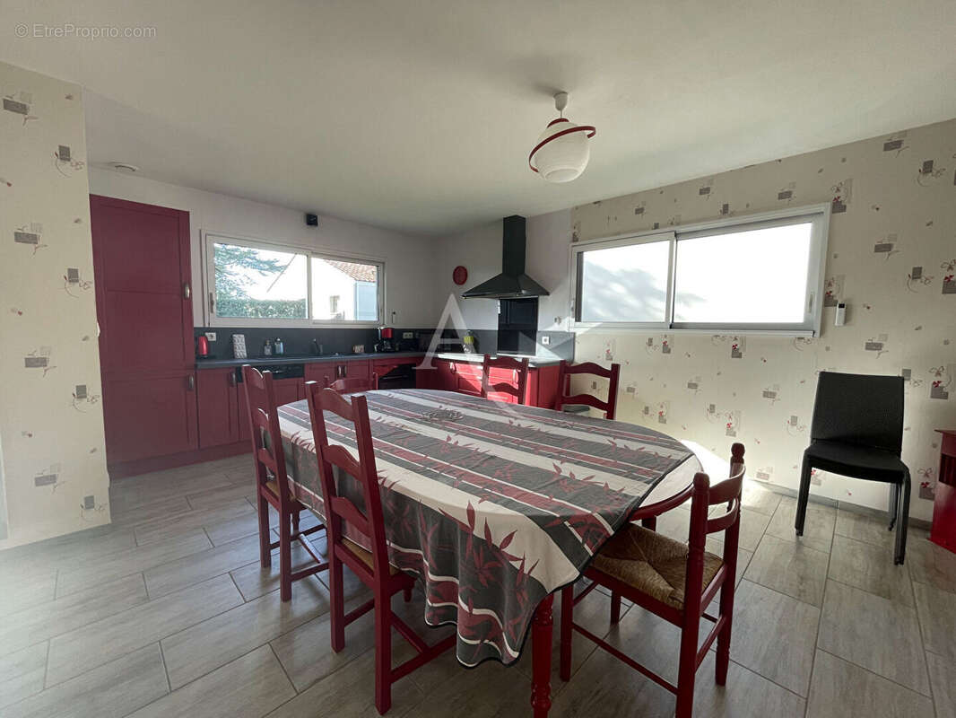 Maison à LONGEVILLE-SUR-MER