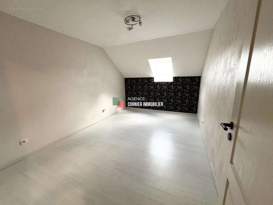 Appartement à LA BOUEXIERE