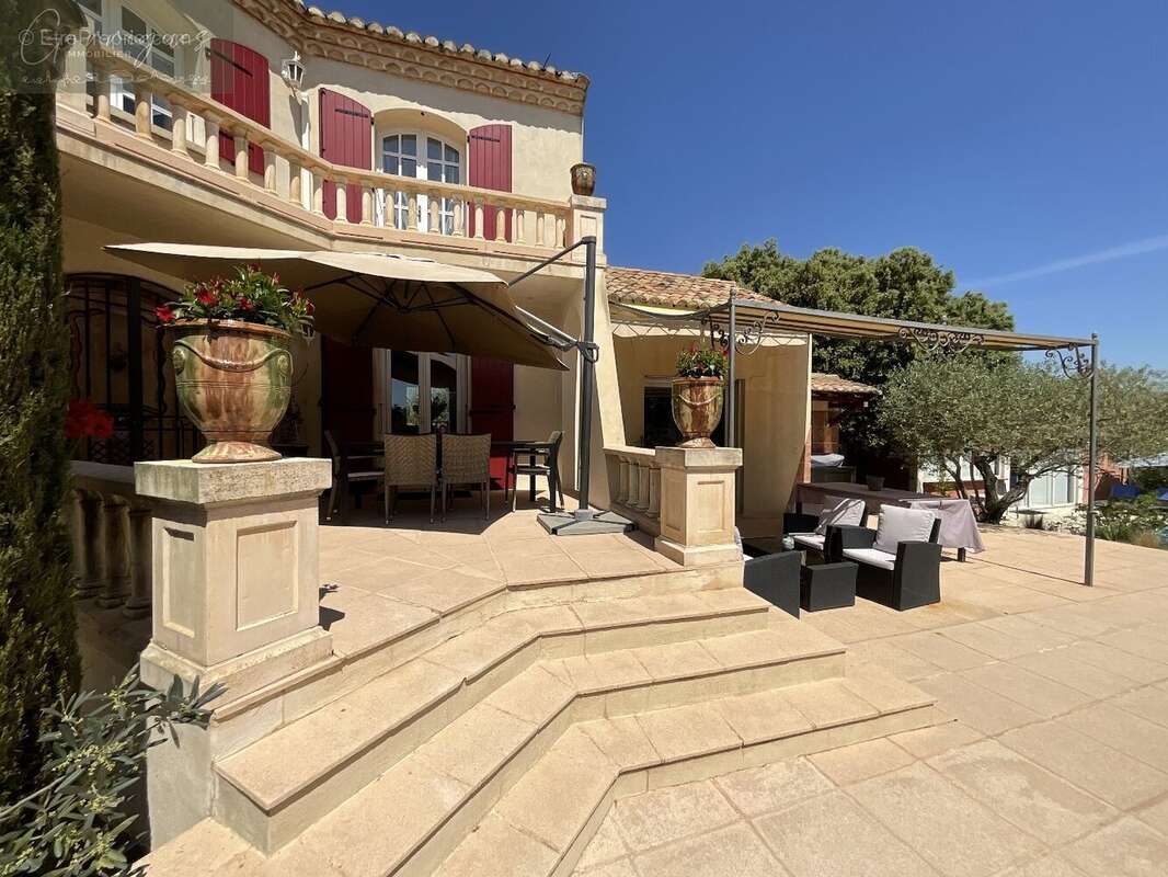 Maison à NIMES