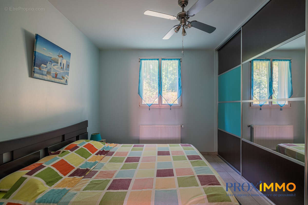 Maison 167 m² à Voiron  - photo 6