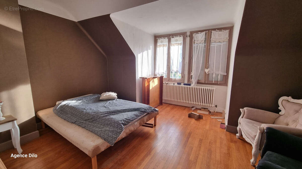 Maison à SAINT-FLORENTIN